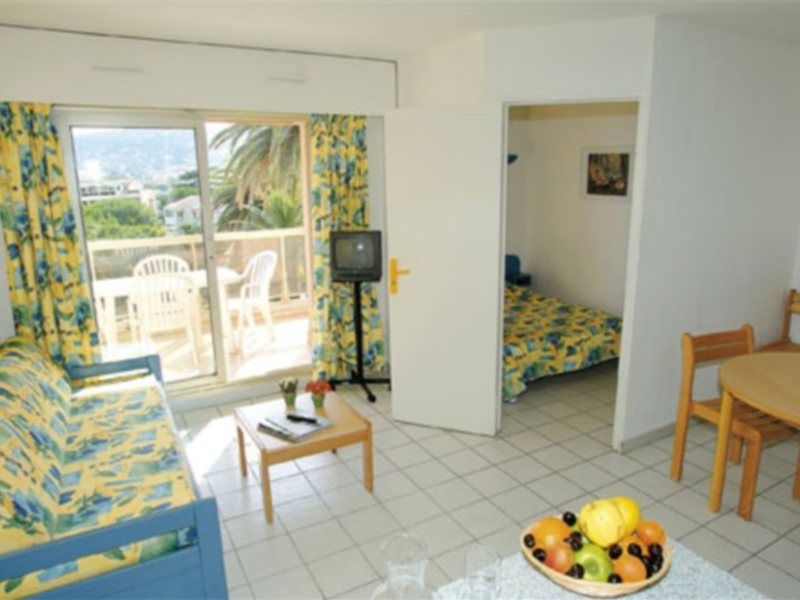 Residence Odalys Open Golfe Juan Экстерьер фото